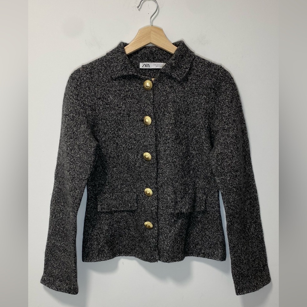 Zara 100% Wool Gray Marl Blazer with Gold Buttons – Size M - Picture 2 of 9